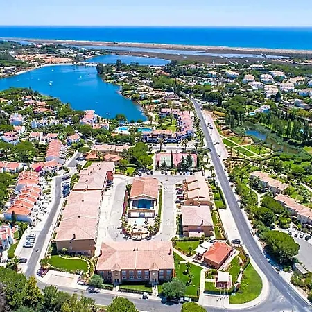 Lakeside Country Club - Turisticos ALGARVE