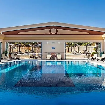 فندق Lakeside Country Club - Turisticos