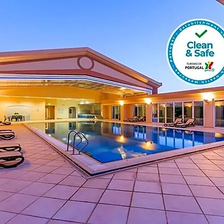 Lakeside Country Club - Turisticos 4*