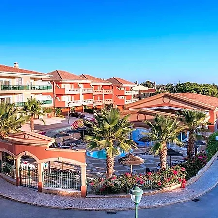 فندق Lakeside Country Club - Turisticos