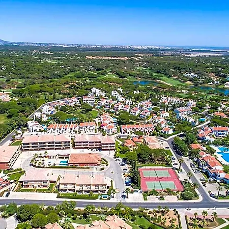 Lakeside Country Club - Turisticos ALGARVE